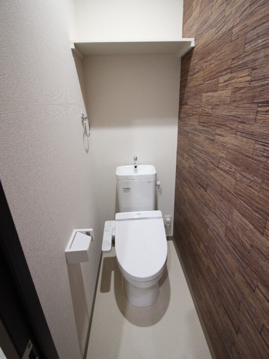 物件内観写真15　(トイレ)