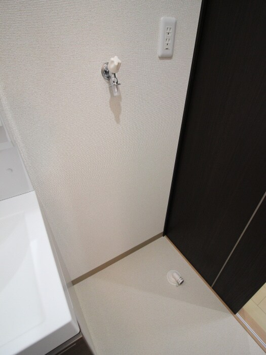 物件内観写真22　(洗濯機置場)