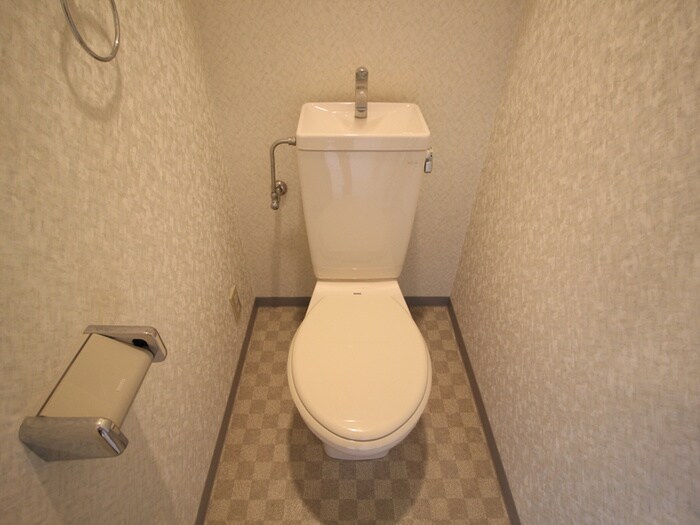 物件内観写真10　(トイレ)
