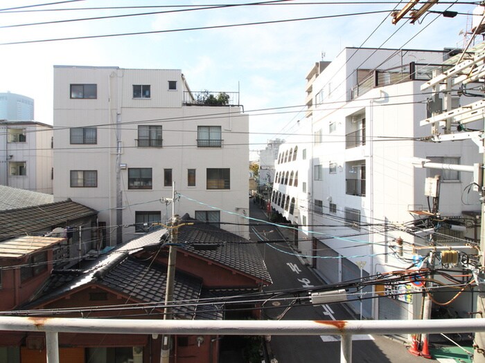 物件内観写真20　(室内からの展望)