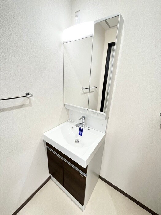 物件内観写真12　(洗面)