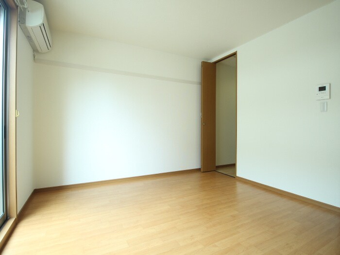 物件内観写真14　(居室)