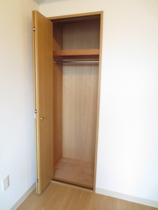物件内観写真21　(収納)
