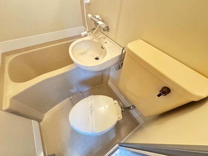 物件内観写真11　(トイレ)