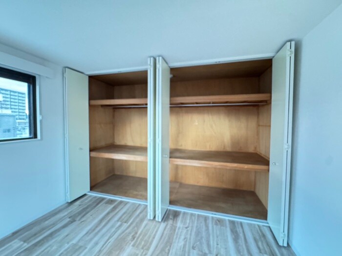物件内観写真13　(収納)