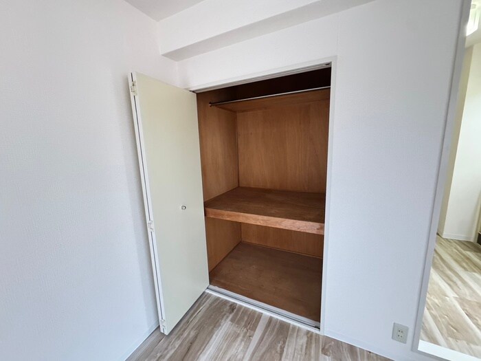 物件内観写真13　(収納)