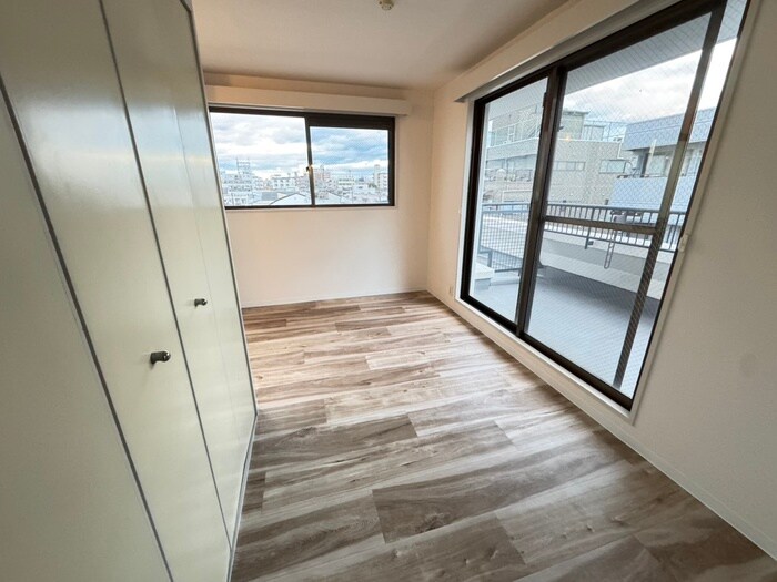 物件内観写真19　(居室)