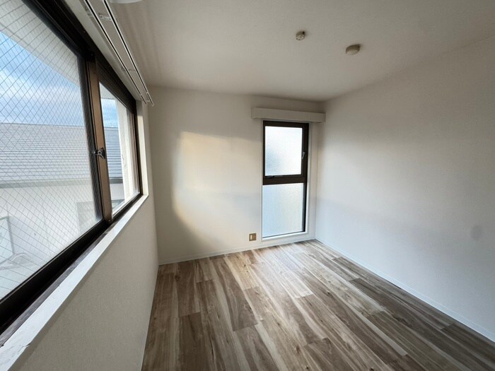 物件内観写真21　(居室)