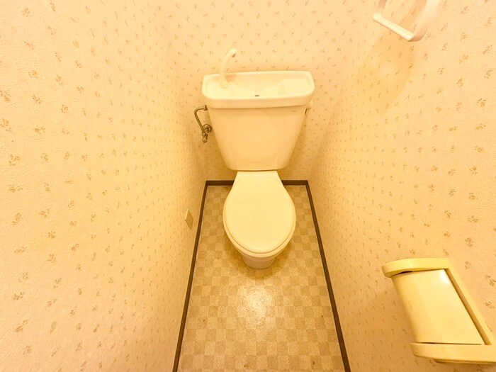物件内観写真15　(トイレ)