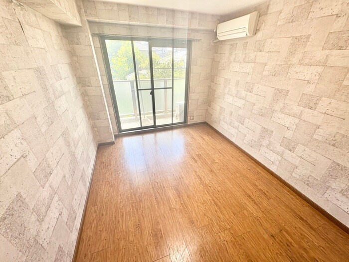 物件内観写真18　(居室)