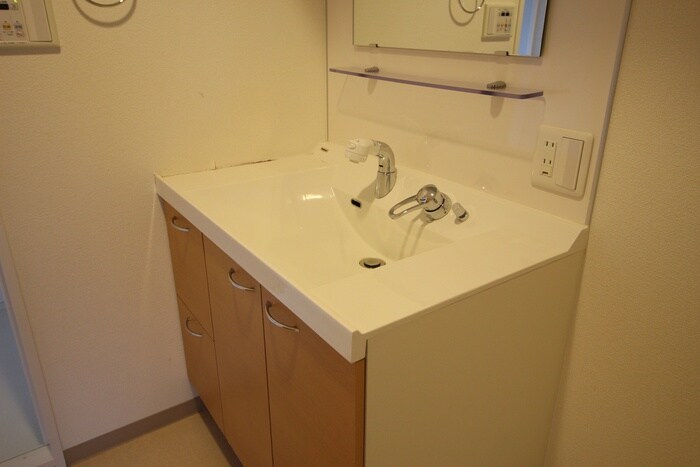 物件内観写真9　(洗面)