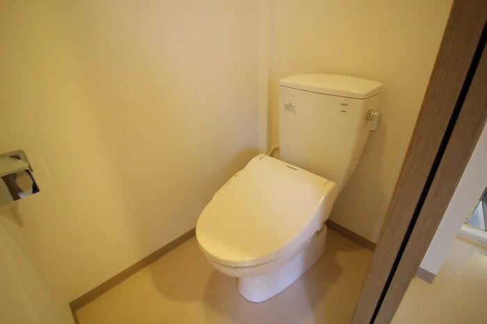 物件内観写真12　(トイレ)