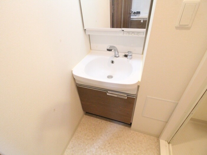 物件内観写真12　(洗面)