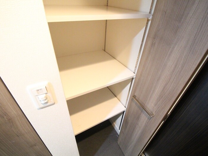 物件内観写真19　(収納)