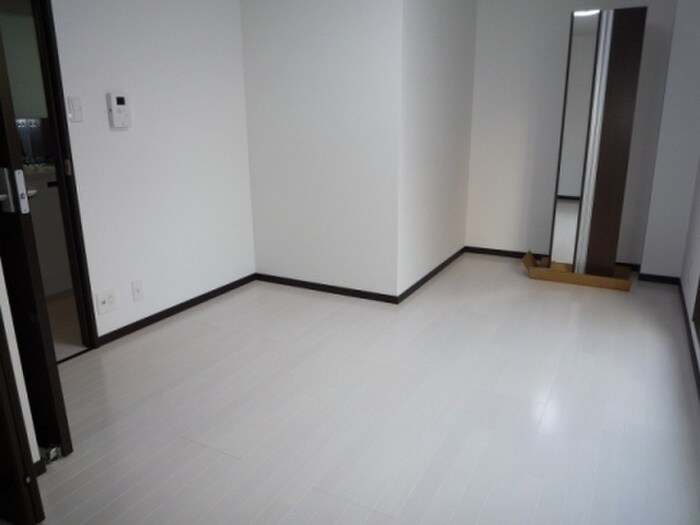 物件内観写真13　(居室)