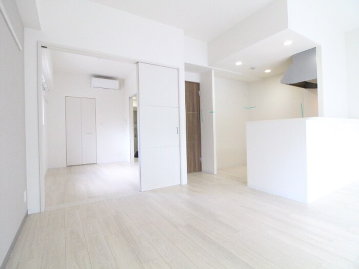 物件内観写真8　(居室)