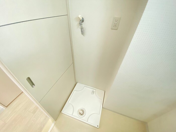 物件内観写真18　(洗濯機置場)