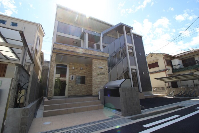 物件外観写真2　(外観写真)