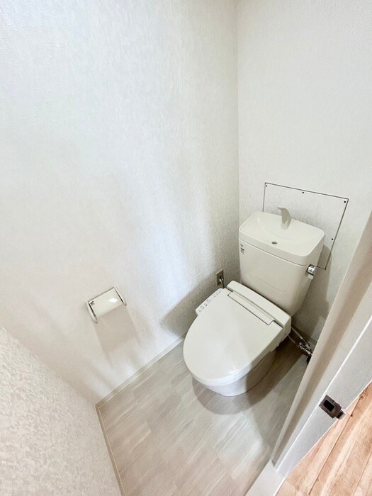 物件内観写真13　(トイレ)