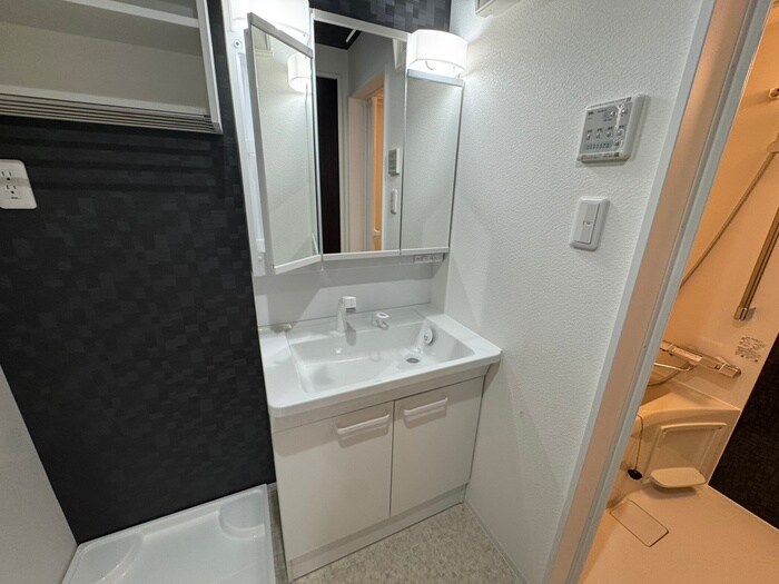 物件内観写真13　(洗面)