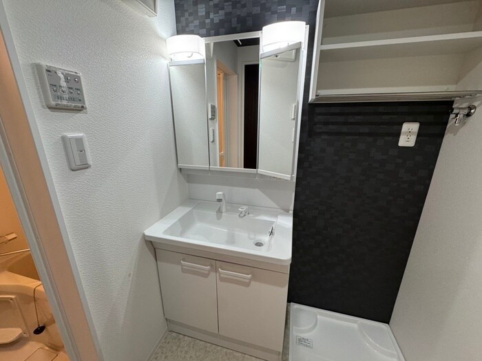 物件内観写真16　(洗面)