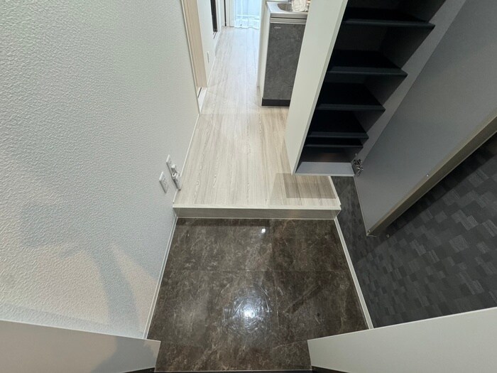 物件内観写真20　(玄関)