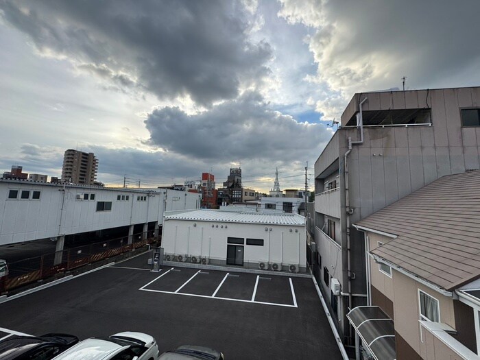 物件内観写真22　(室内からの展望)