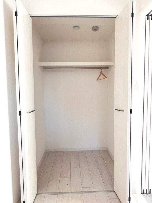 物件内観写真11　(収納)