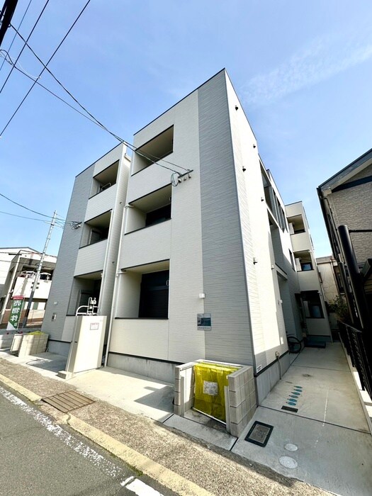 物件外観写真1　(外観写真)