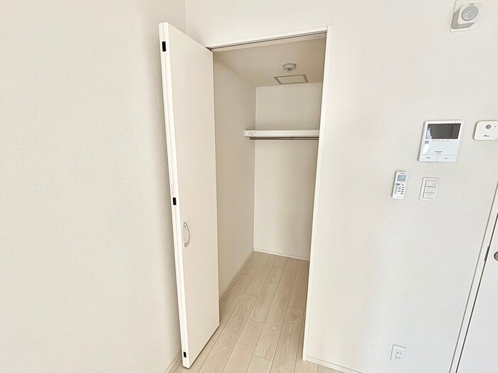 物件内観写真7　(収納)