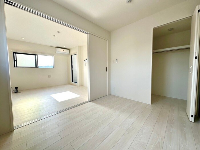 物件内観写真8　(収納)