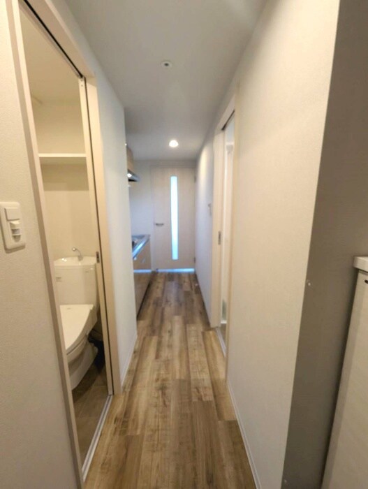 物件内観写真13　(廊下)