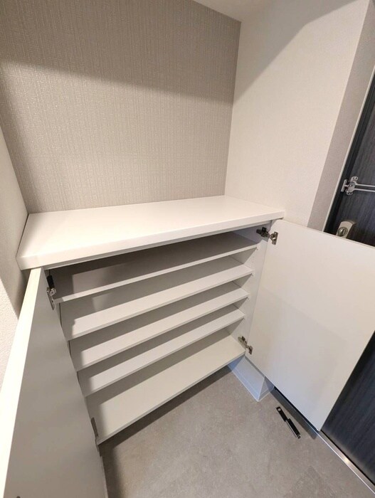 物件内観写真14　(靴箱)