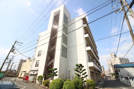 津久野フラワーマンション外観写真