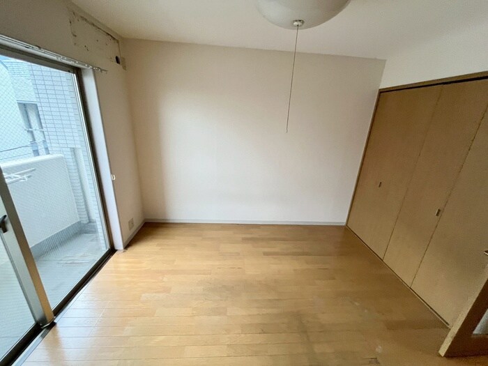 物件内観写真11　(居室)