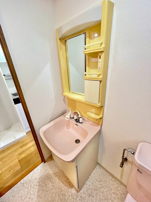 物件内観写真12　(洗面)