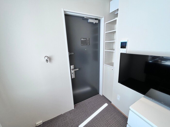 物件内観写真7　(玄関)