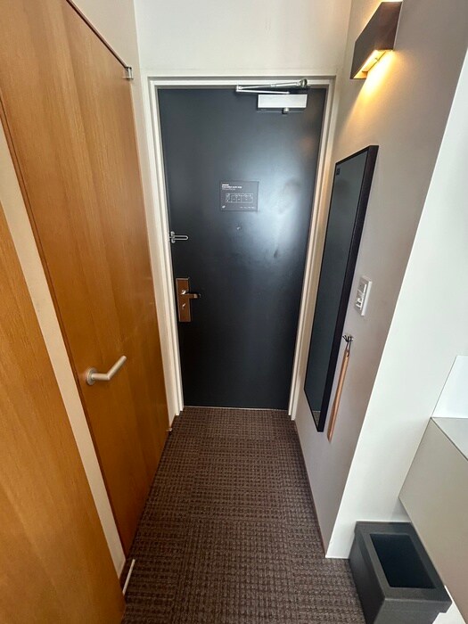 物件内観写真22　(玄関)