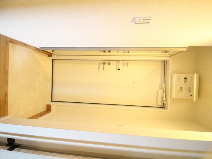 物件内観写真6　(玄関)