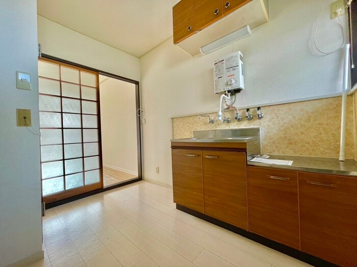 物件内観写真8　(キッチン)