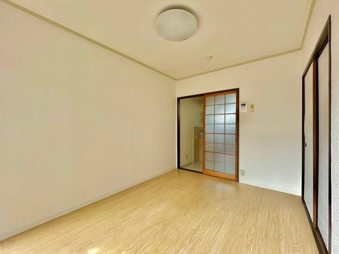 物件内観写真11　(居室)