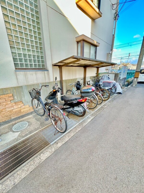 駐輪場