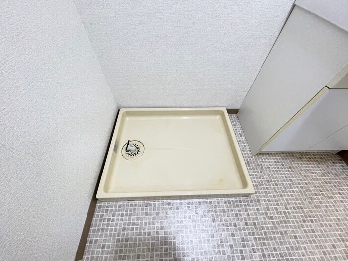 物件内観写真15　(洗濯機置場)