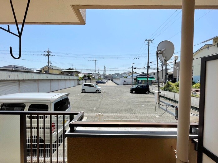 物件内観写真22　(室内からの展望)