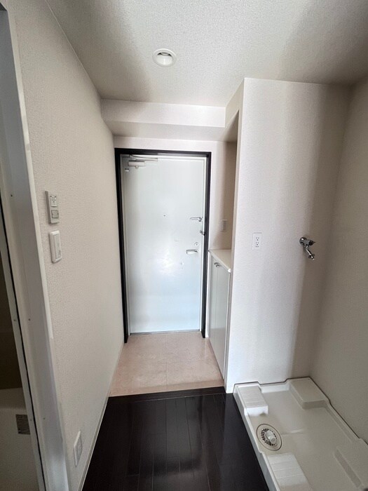 物件内観写真15　(玄関)