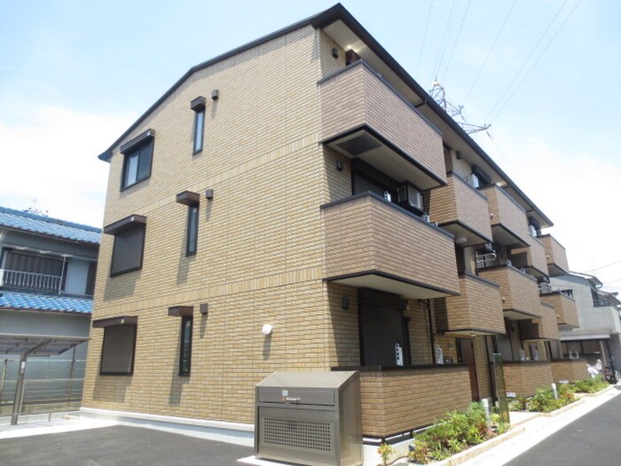 物件外観写真3　(外観写真)