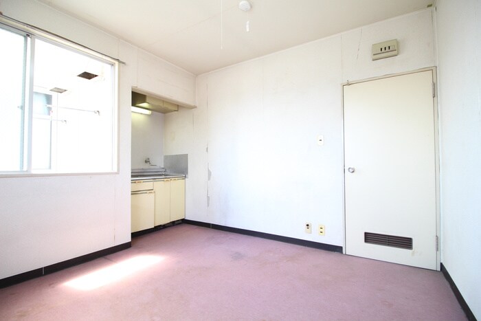 物件内観写真8　(居室)