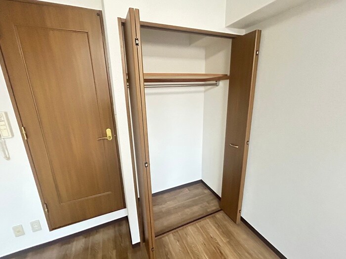 物件内観写真16　(収納)