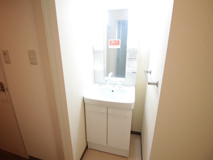 物件内観写真13　(洗面)