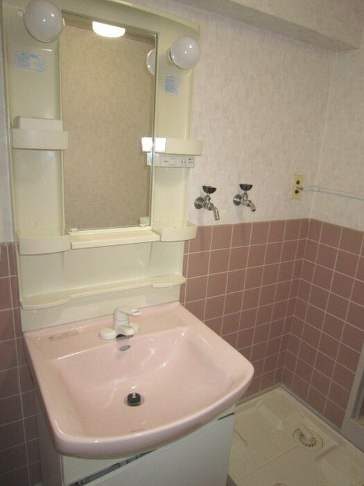 物件内観写真12　(洗面)